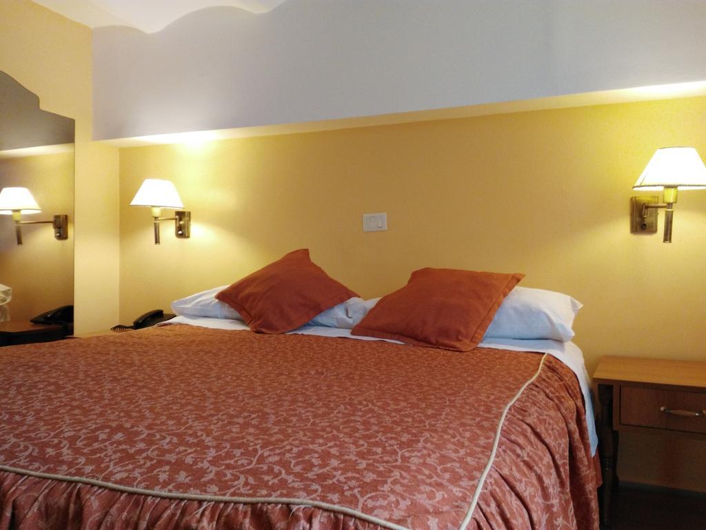 Hotel A&B Internacional Buenos Aires Ngoại thất bức ảnh
