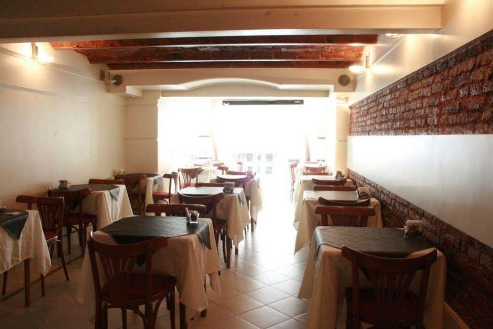 Hotel A&B Internacional Buenos Aires Ngoại thất bức ảnh