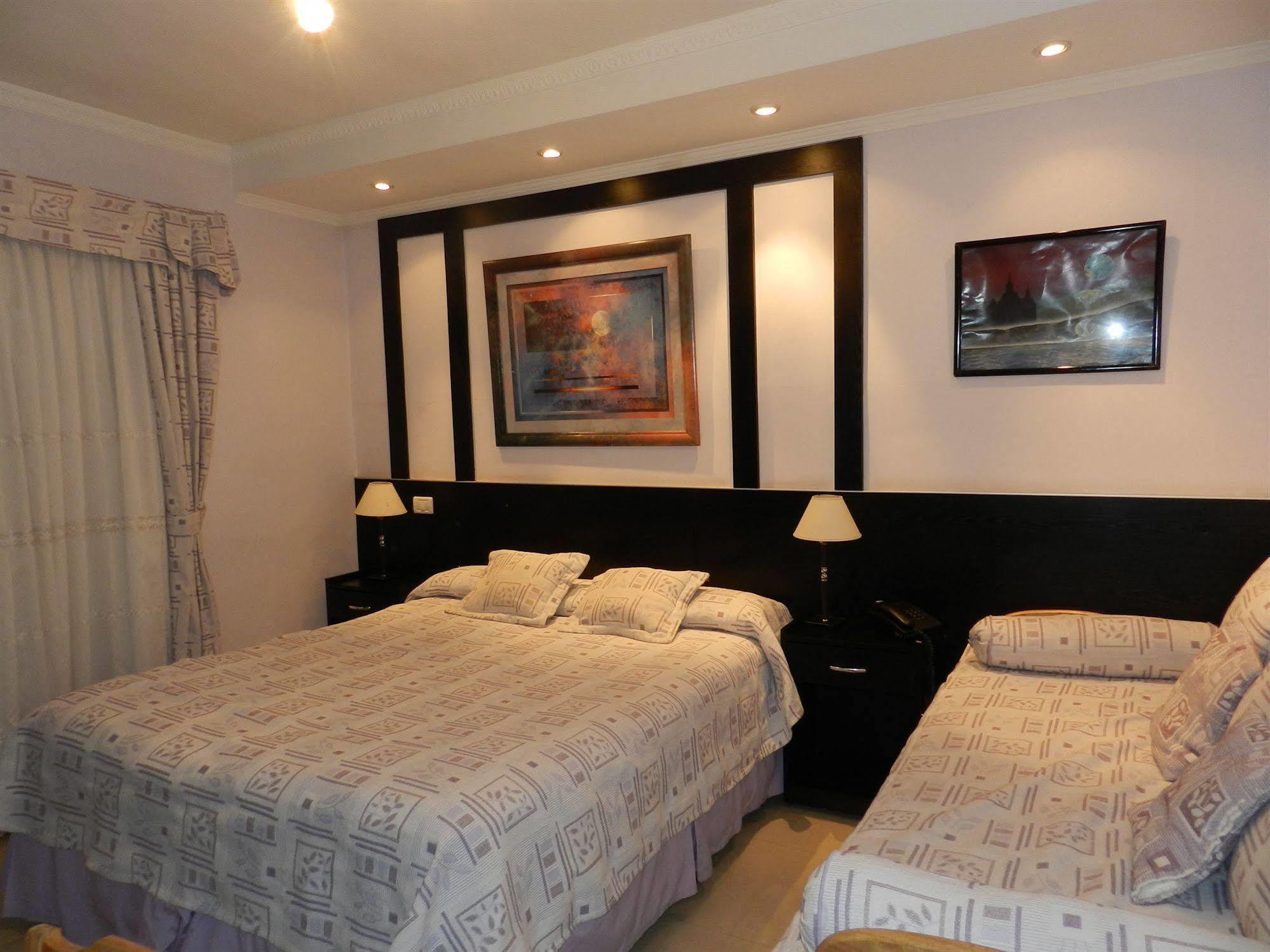 Hotel A&B Internacional Buenos Aires Ngoại thất bức ảnh